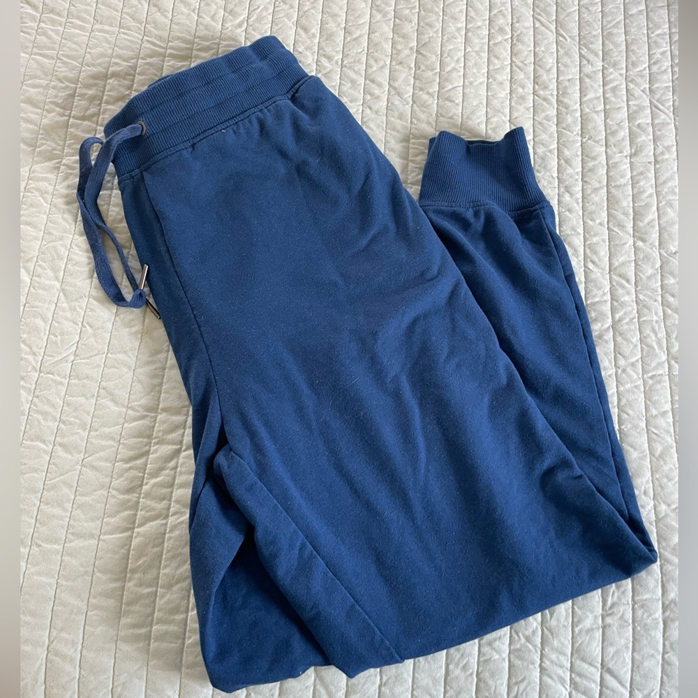 Men’s small Gap joggers